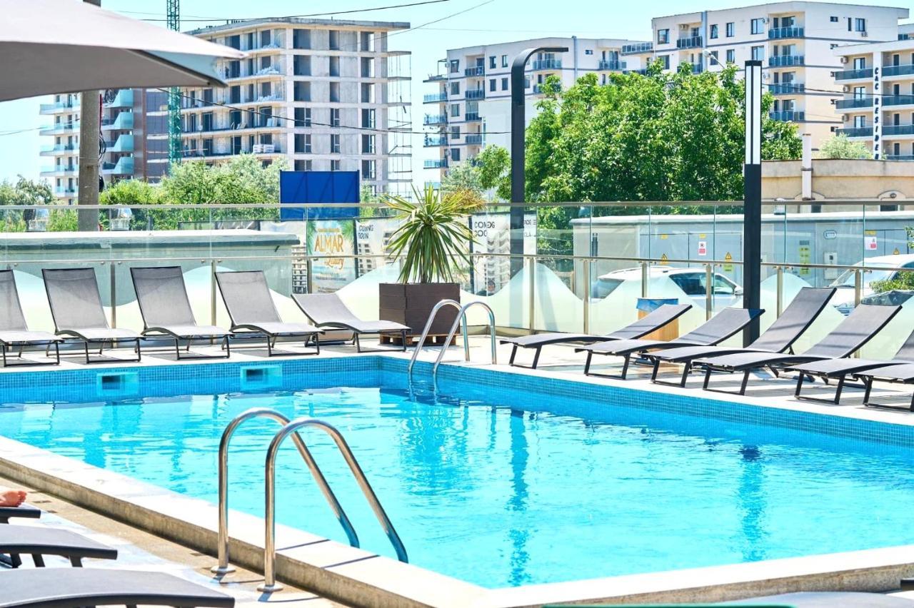 Dominic 2 Beds 1 Sofa Parking Pool Apartament By Alezzi Nord10 Apartamento Năvodari Exterior foto