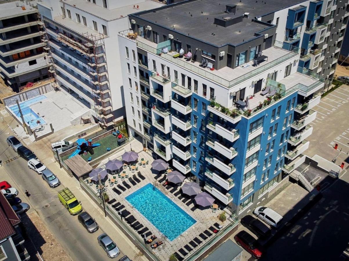 Dominic 2 Beds 1 Sofa Parking Pool Apartament By Alezzi Nord10 Apartamento Năvodari Exterior foto